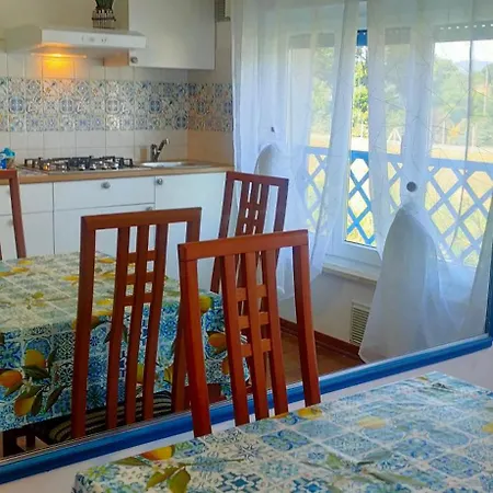 10min Dalla - 30min Da Aeroporto E Torre Di Pisa - Free Parking Apartment